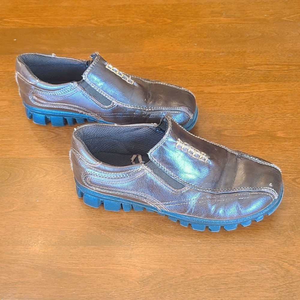 Boys Brown Slip-on Loafers Size 13.5